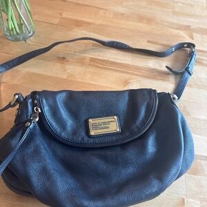 Marc Jacob’s black crossbody purse